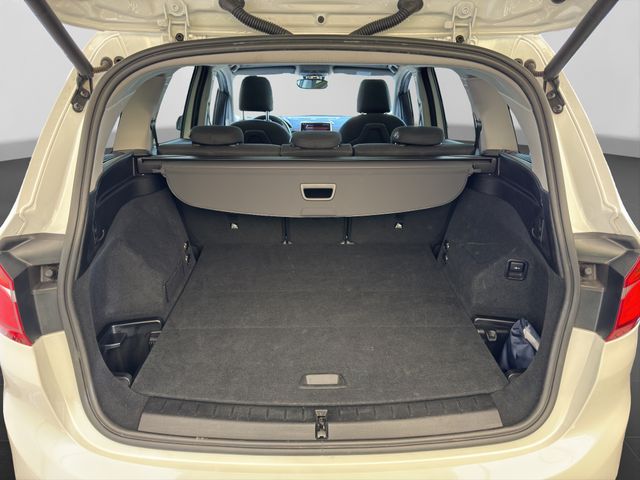 Fahrzeugabbildung BMW 220 Gran Tourer Automatik+Kamera+Pano+ACC+HUD