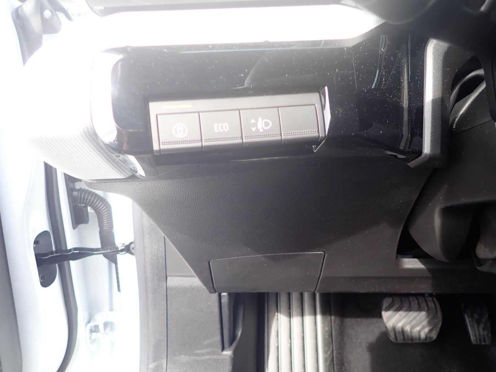Fahrzeugabbildung Renault R 4 E-Tech elektrisch Advance 150 Comfort Range