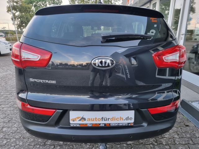 Kia Sportage Spirit 2WD*Xen*Navi*AHK*Kamera*SHZ*PDC*