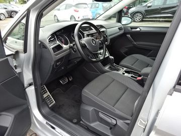 Fotografie des VW Touran 2.0 TDI ACTIVE DSG*AHK*ACC*LED*RFK