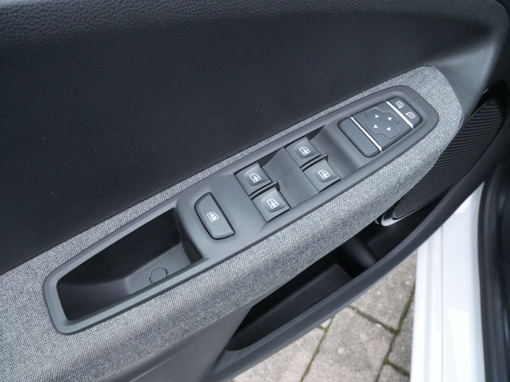 Fahrzeugabbildung Renault ZOE ZE50 Experience R135 (Batteriemiete) SHZ LED