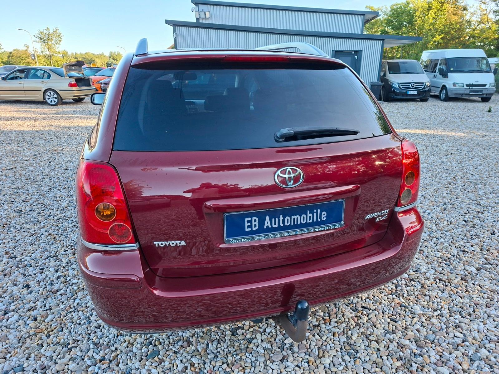 Toyota Avensis 2004 — photo 20