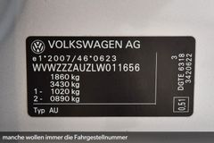 VW Golf VII Lim IQ.DRIVE~ACC~Navi~Parklenkassistent