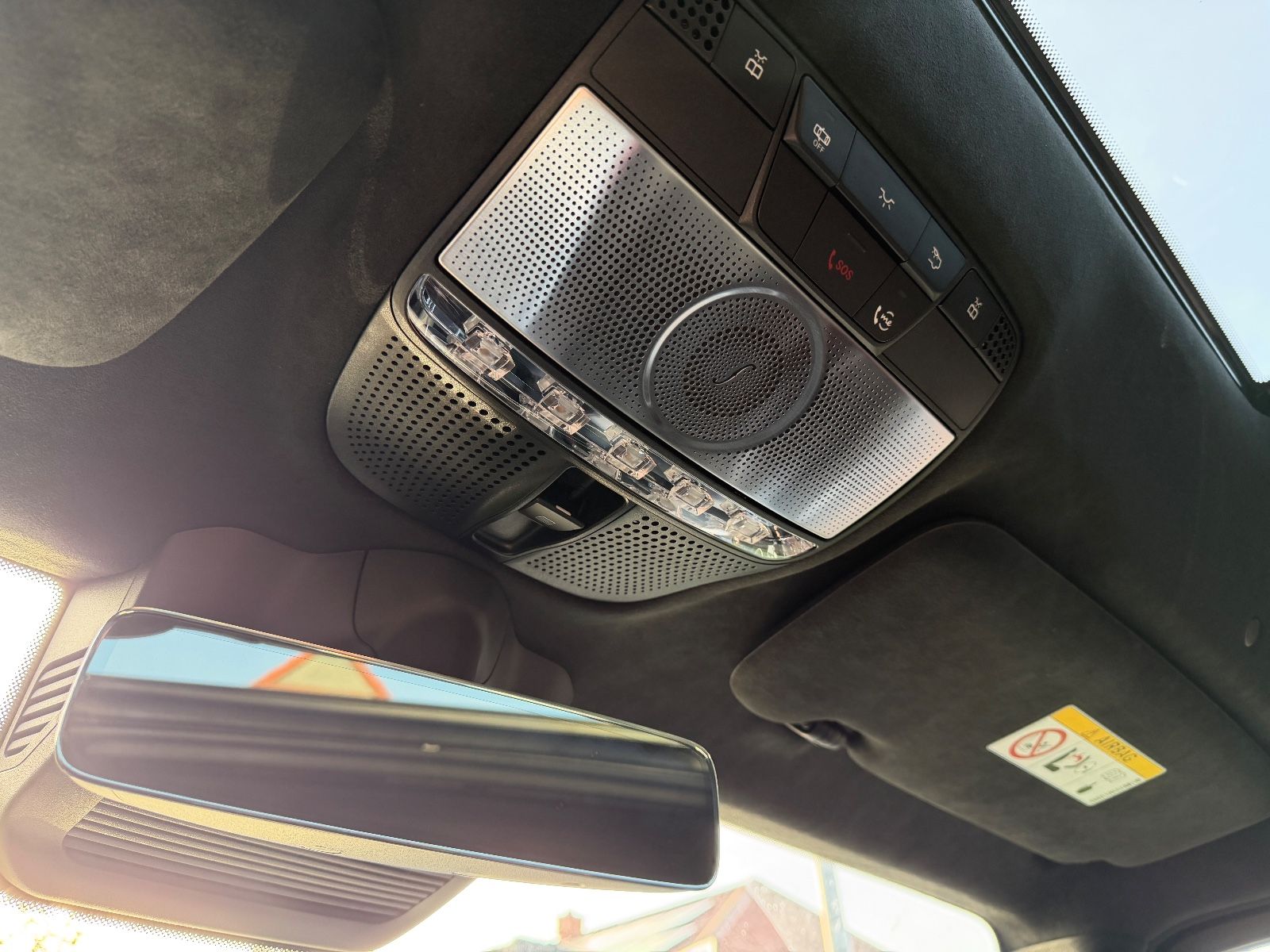 Fahrzeugabbildung Mercedes-Benz G 63 AMG MEMO*BURMESTER*SDACH*ACC*LED*SBELÜFTUNG