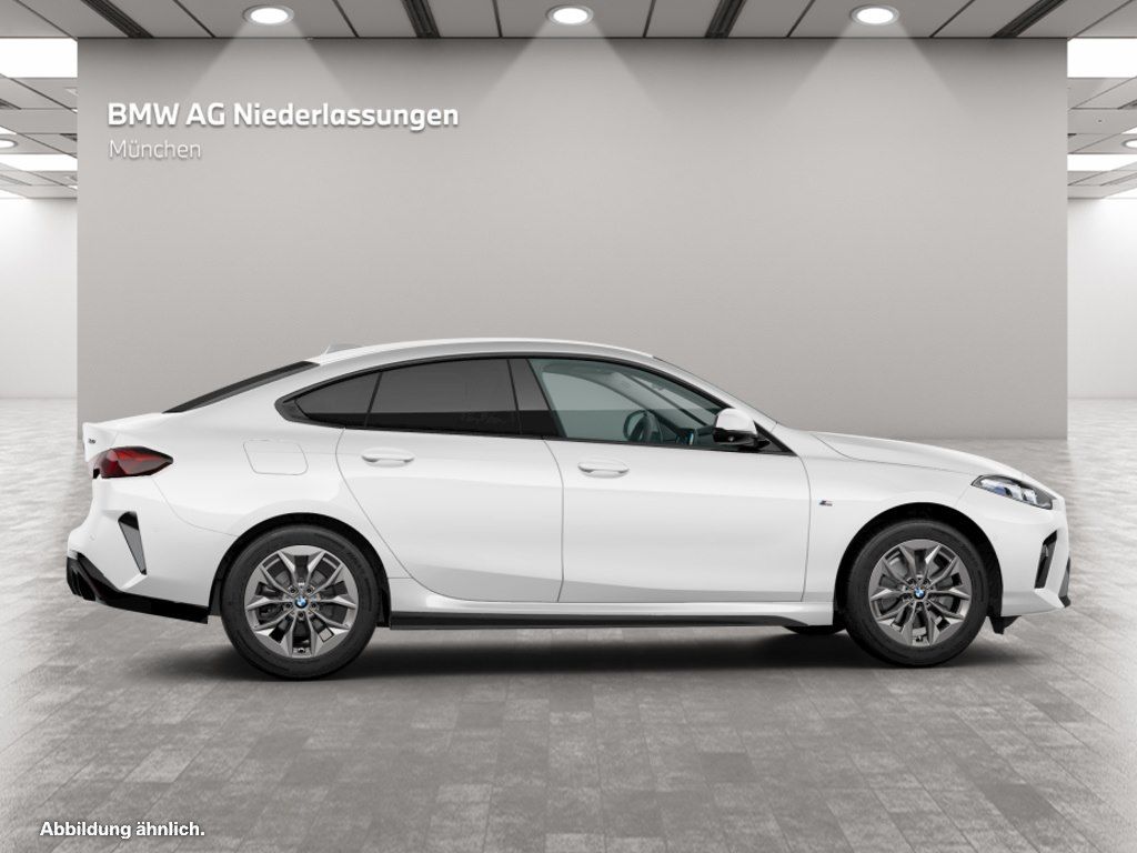 BMW 220 Gran Coupé - Bild 11