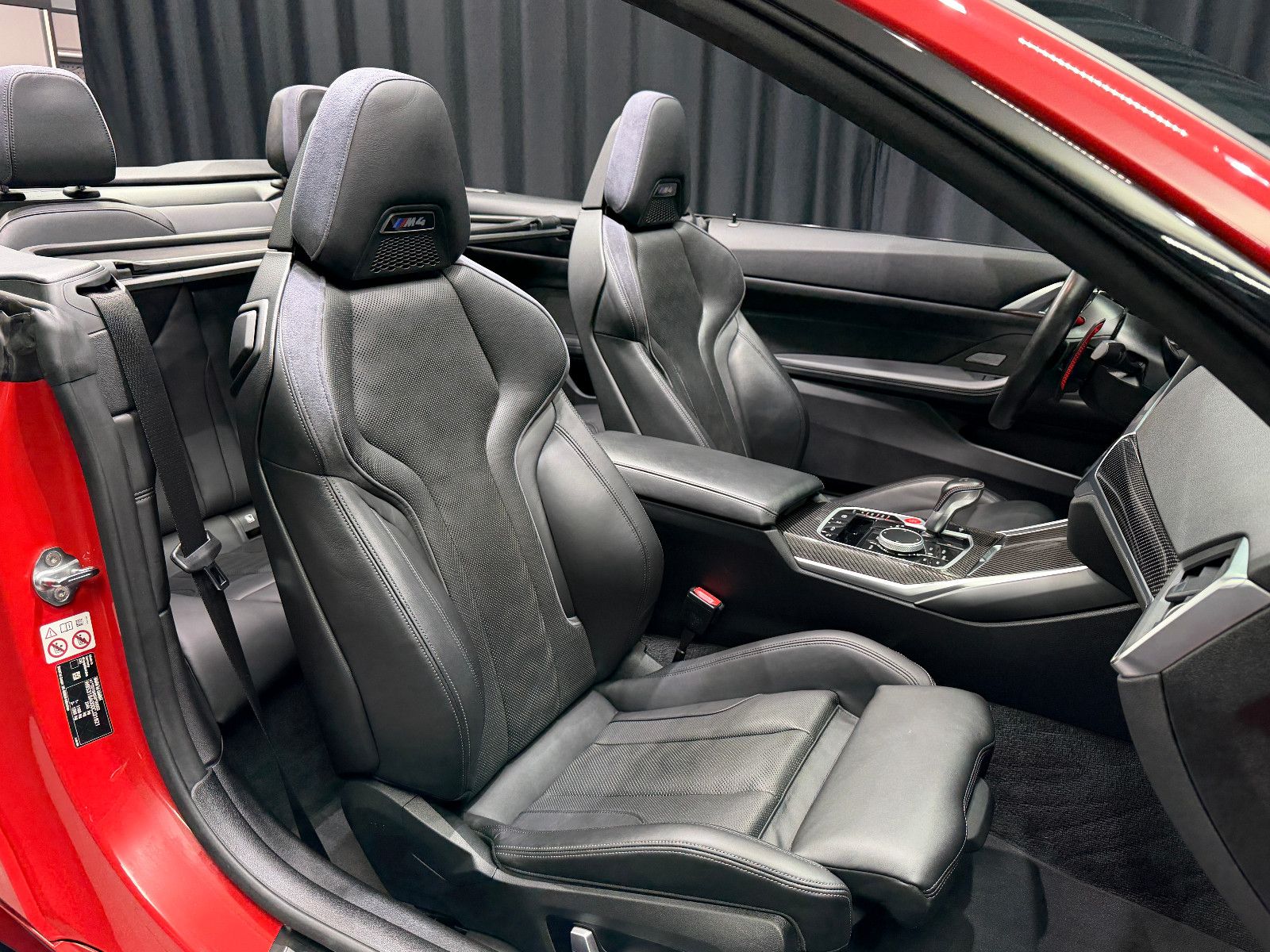 Fahrzeugabbildung BMW M4 Cabrio xDrive Competition|LASER|CARBON|HEAD-U