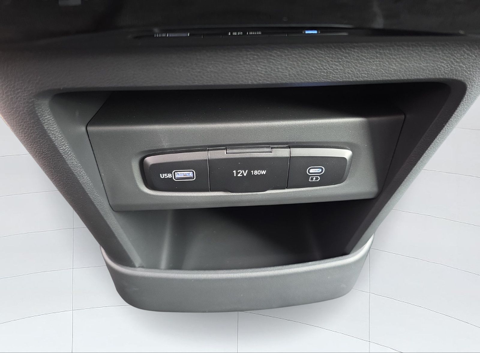 Hyundai Staria – Bild 29