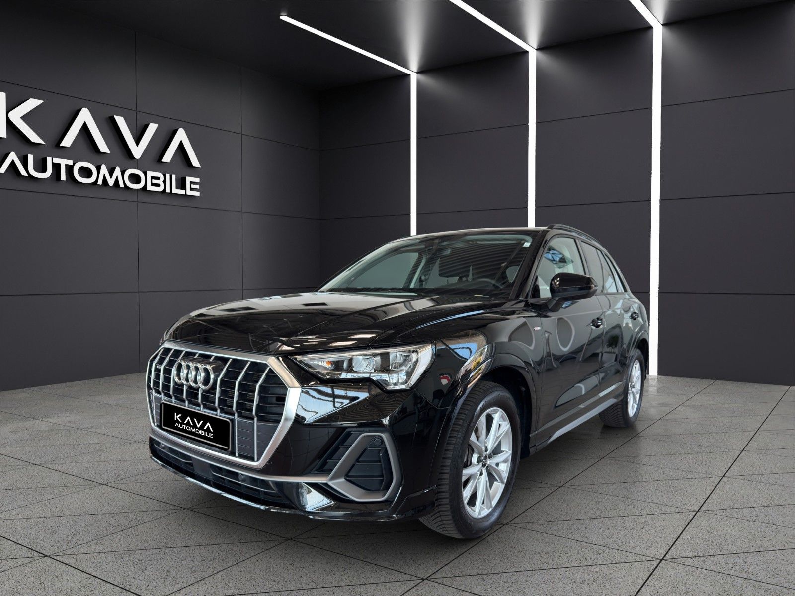 AUDI Q3 im Fahrzeugbestand von Kava Automobile
