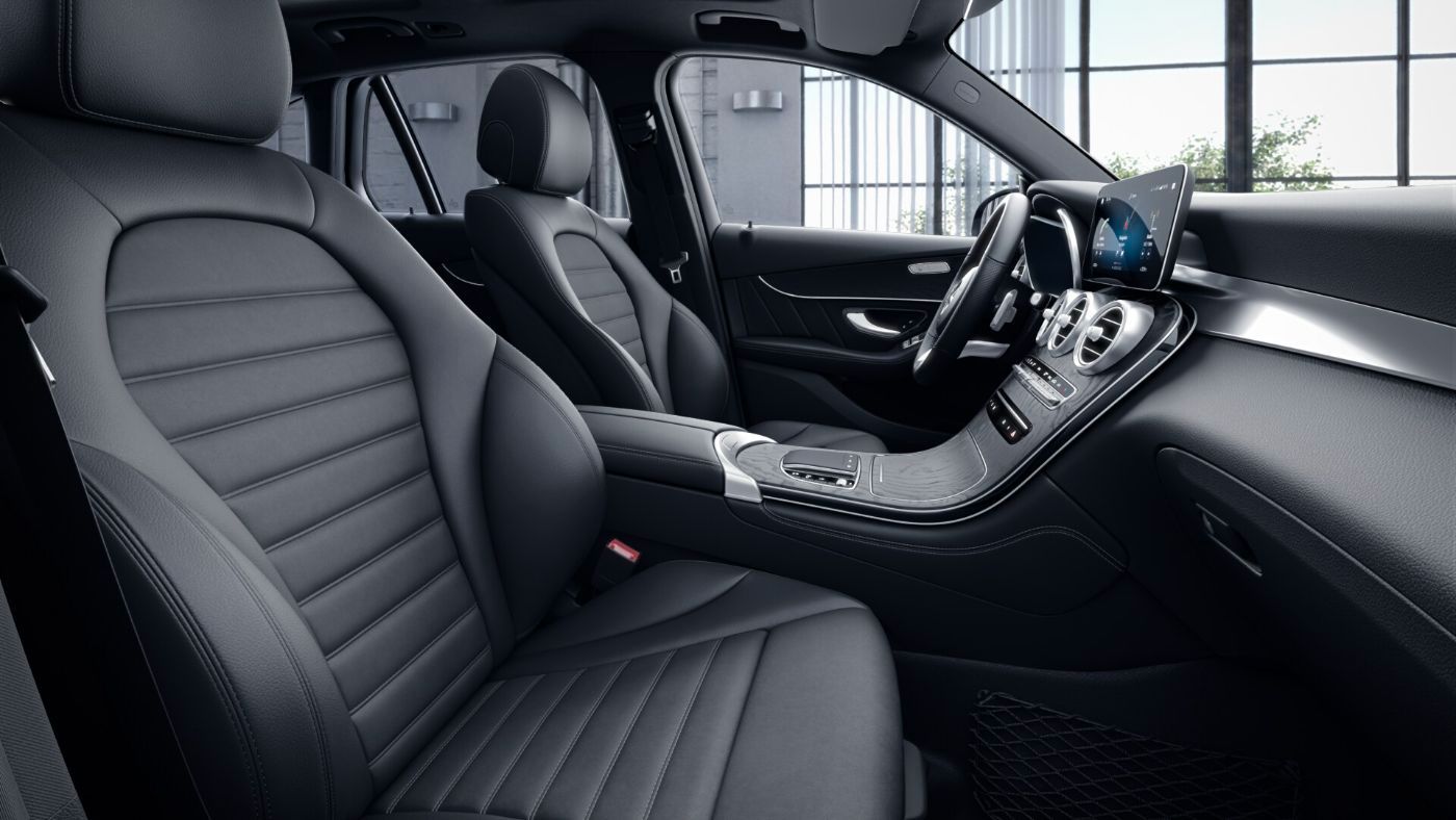 Fahrzeugabbildung Mercedes-Benz GLC 220 d 4M AMG/LED/Kamera/HuD/AHK
