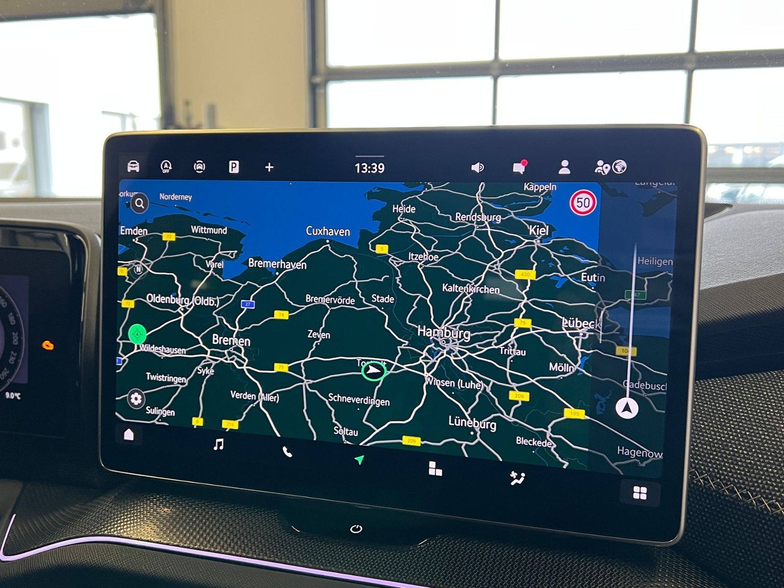 Fahrzeugabbildung SKODA Kodiaq Selection 2.0 TDI DSG *AHK, 7 Sitze, Pano