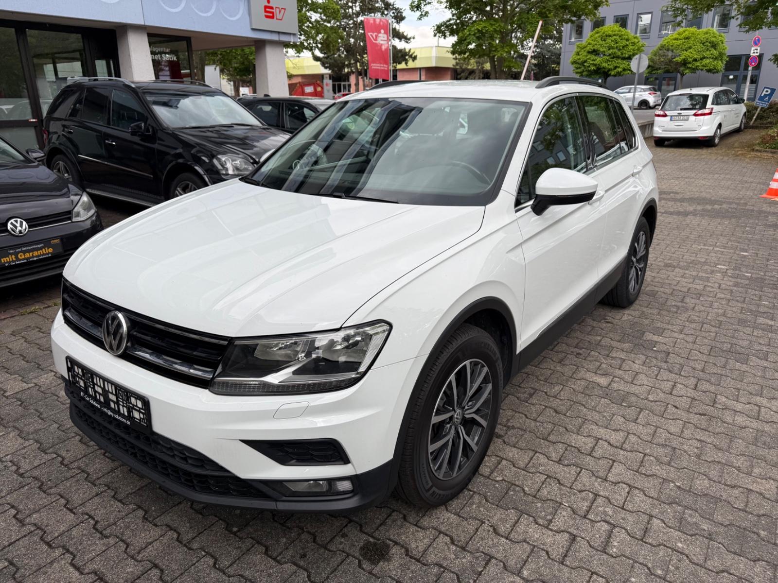 Volkswagen Tiguan 4Motion 2.0 TDI DSG *NAVI*1HD*ACC*AHK*