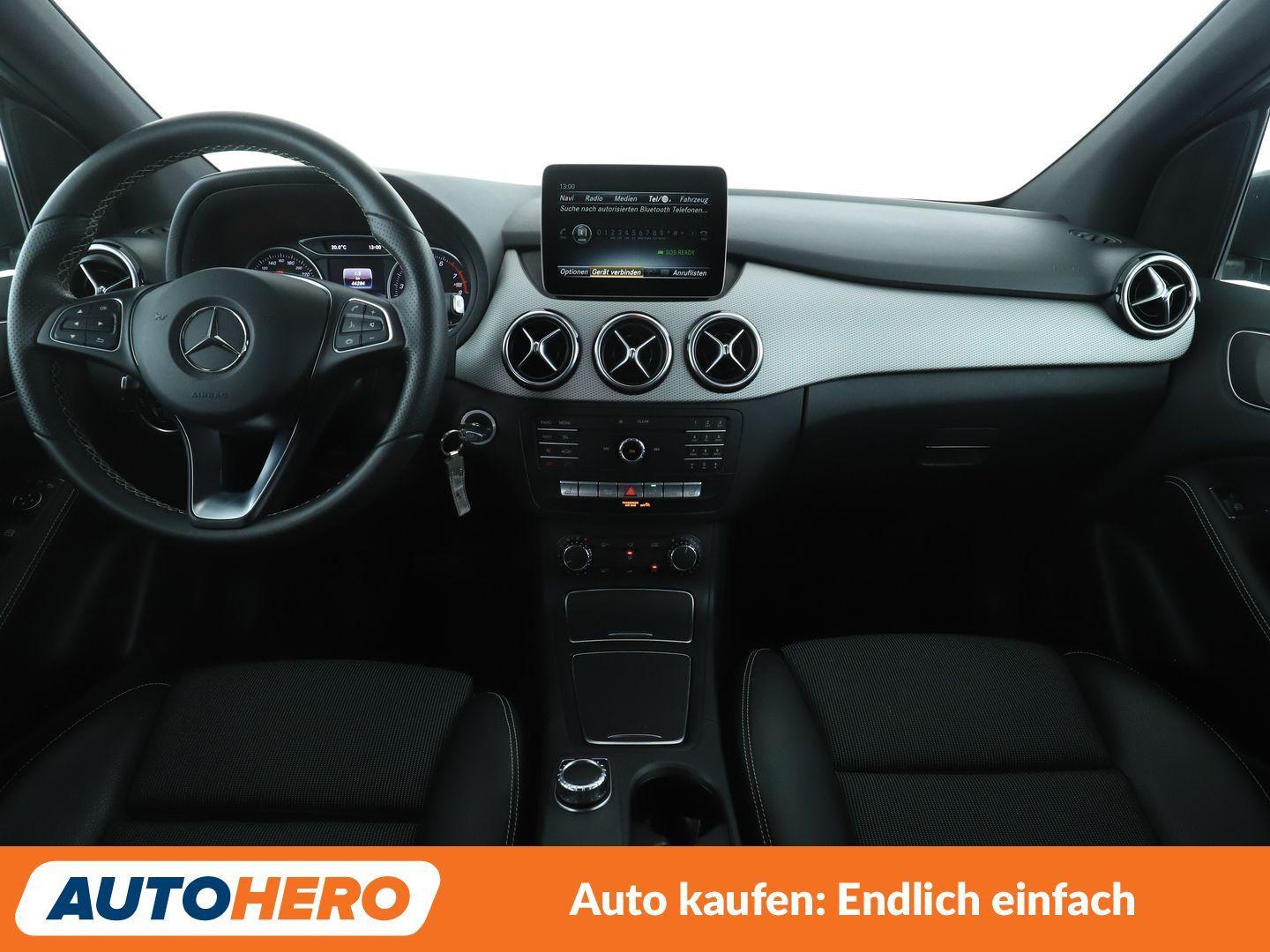 Mercedes-Benz B-Klasse B 200 Urban Aut.*NAVI*LED*TEMPO*PDC*SHZ