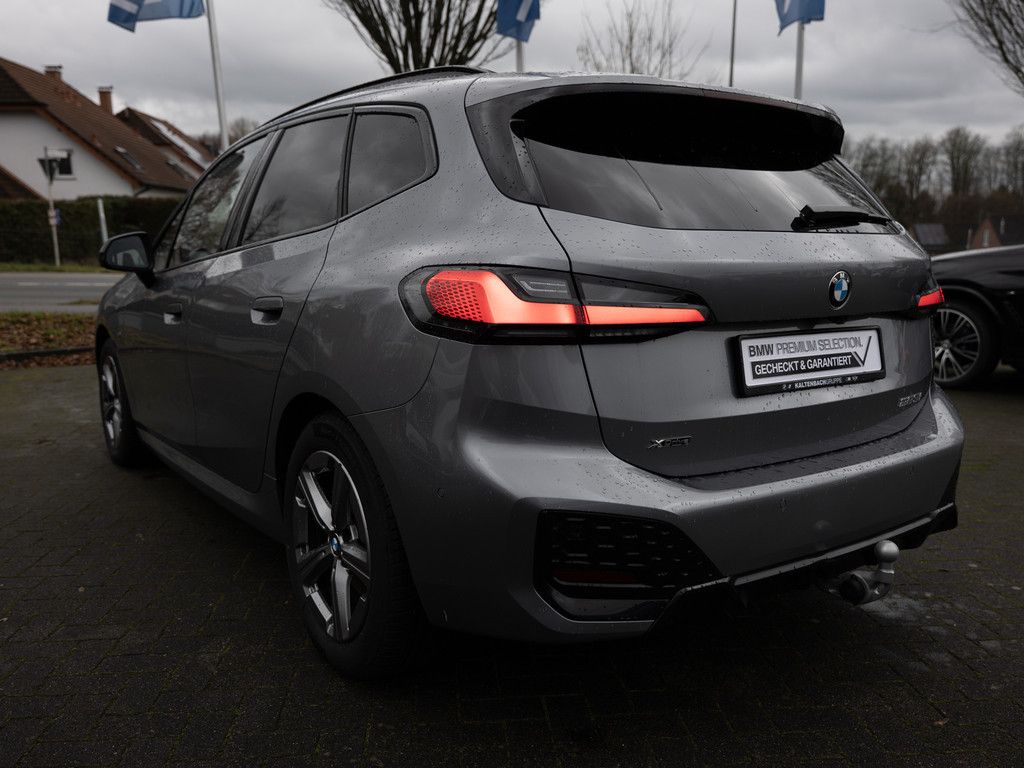 BMW 223 Active Tourer - Bild 10