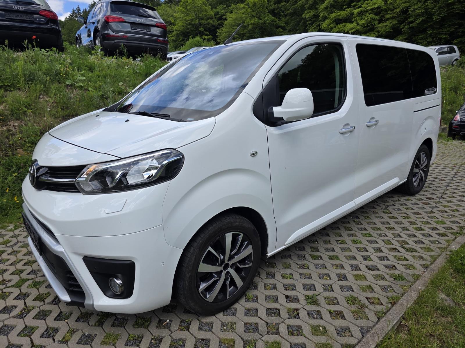 Toyota Proace Verso L1 Family HUD Garantie ZR neu