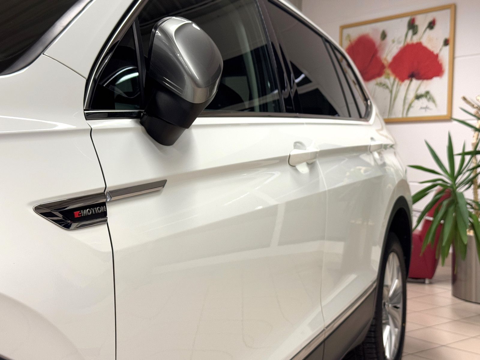 Fahrzeugabbildung Volkswagen Tiguan Allspace 4M /7-Sitze/ACC/Spur/VZE/Ahk