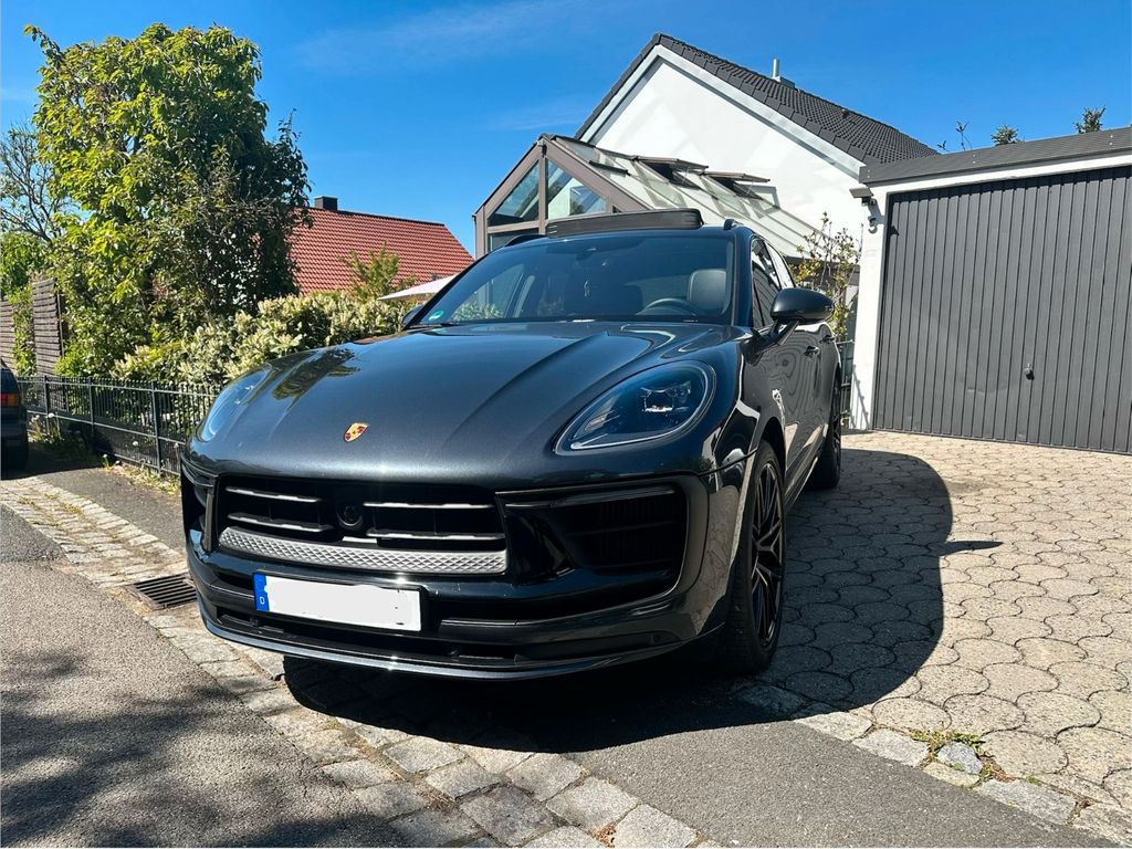 Image of Porsche Macan