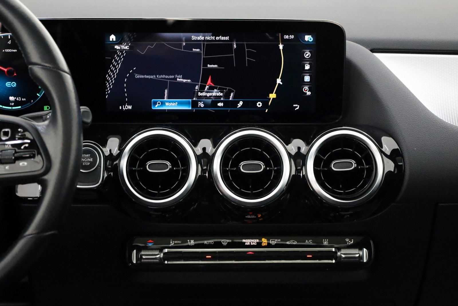 Fahrzeugabbildung Mercedes-Benz GLA 250 e, Style,T.Leder,Navi,LED,SH,Kamera,Pano