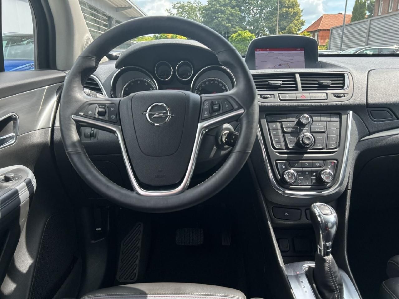 Fahrzeugabbildung Opel Mokka Innovation, Automatik, AHK