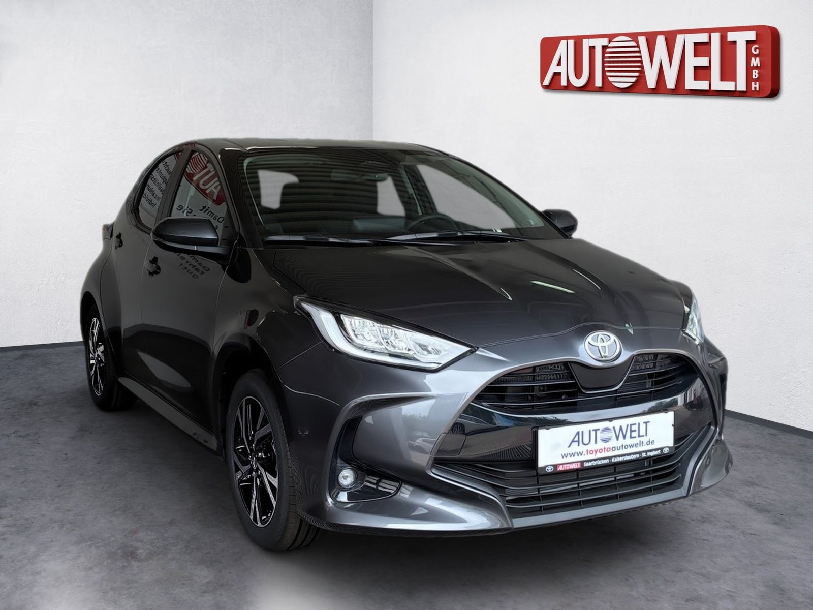 Fahrzeugabbildung Toyota Yaris 1.5 Teamplayer Kamera,LED,SHZ,ACC,Keyless