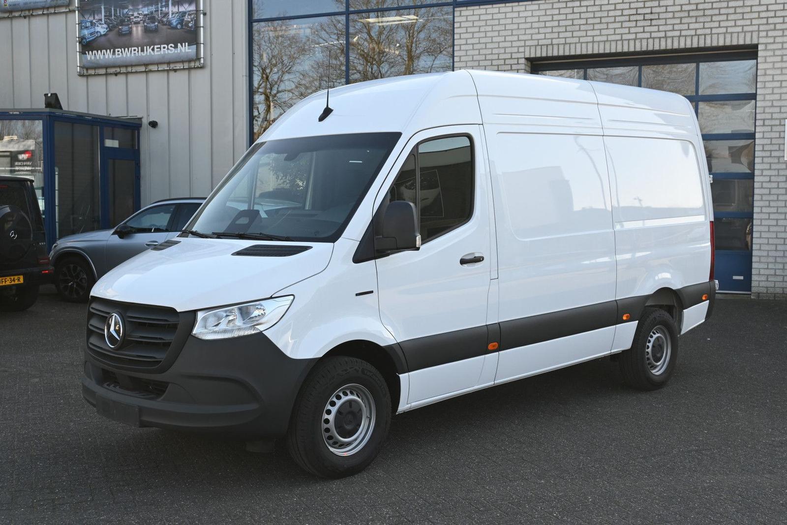 Mercedes-Benz eSprinter 314 L2H2 Pro 56kWh Snel laden, Trekhaa