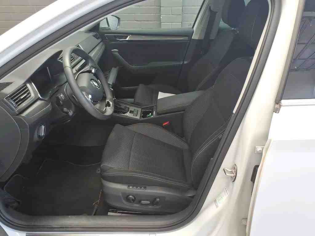 Skoda Superb - Bild 5