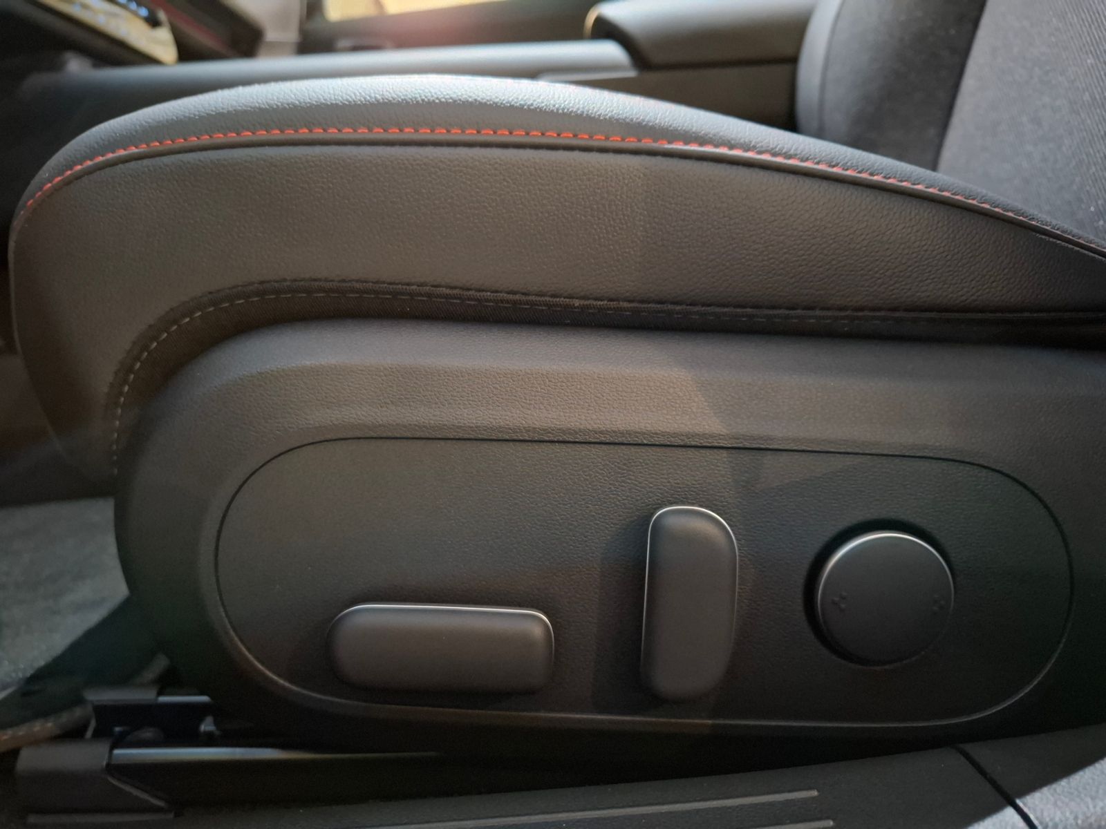 Hyundai IONIQ 6 - Bild 12