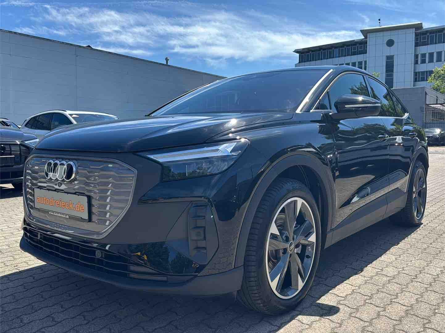 AUDI Q4 e-tron Sportback 45 S line ACC PANO S-SITZE