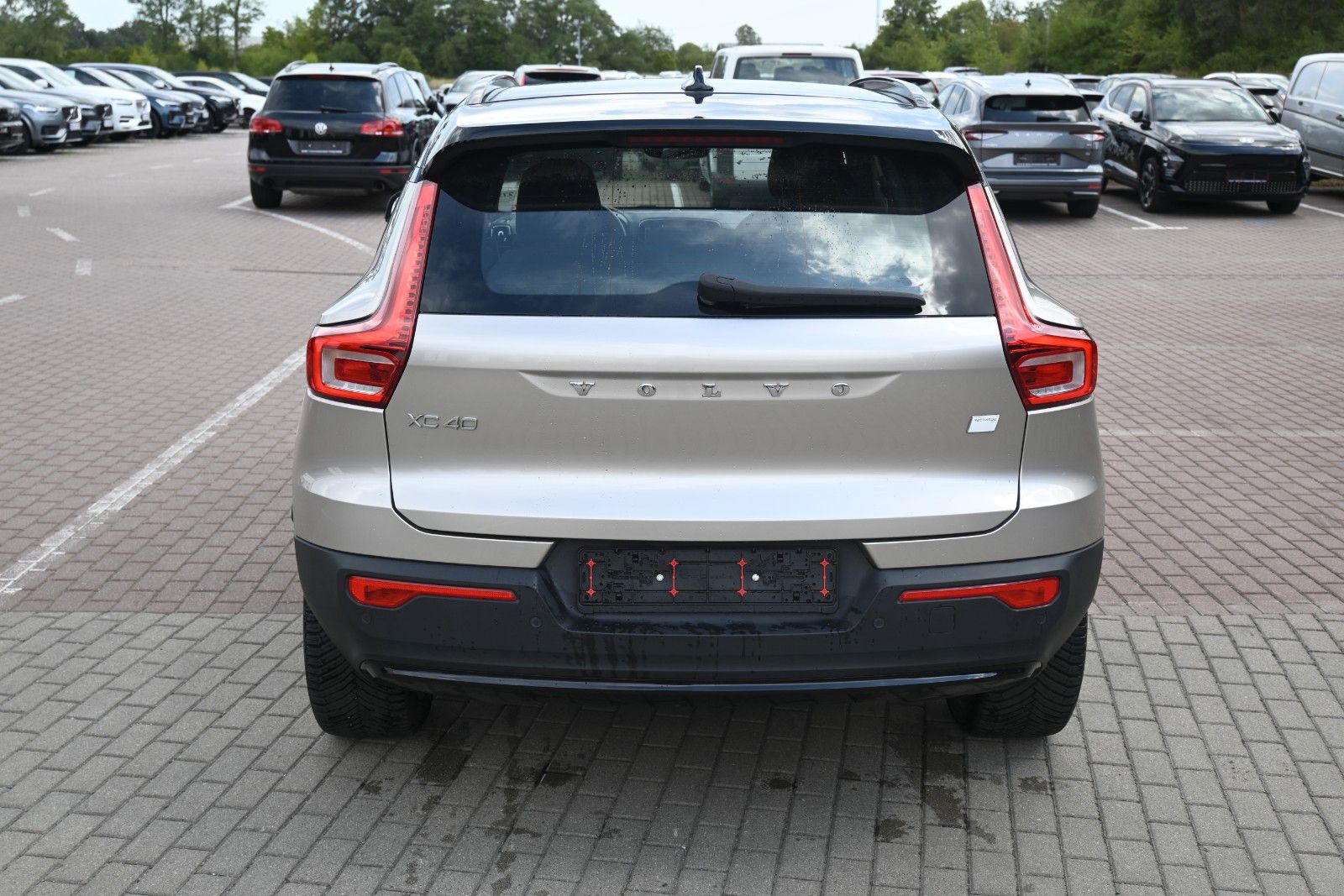 Fahrzeugabbildung Volvo XC40 BEV Plus Single Motor*2WD*WP*RW: 460 KM*