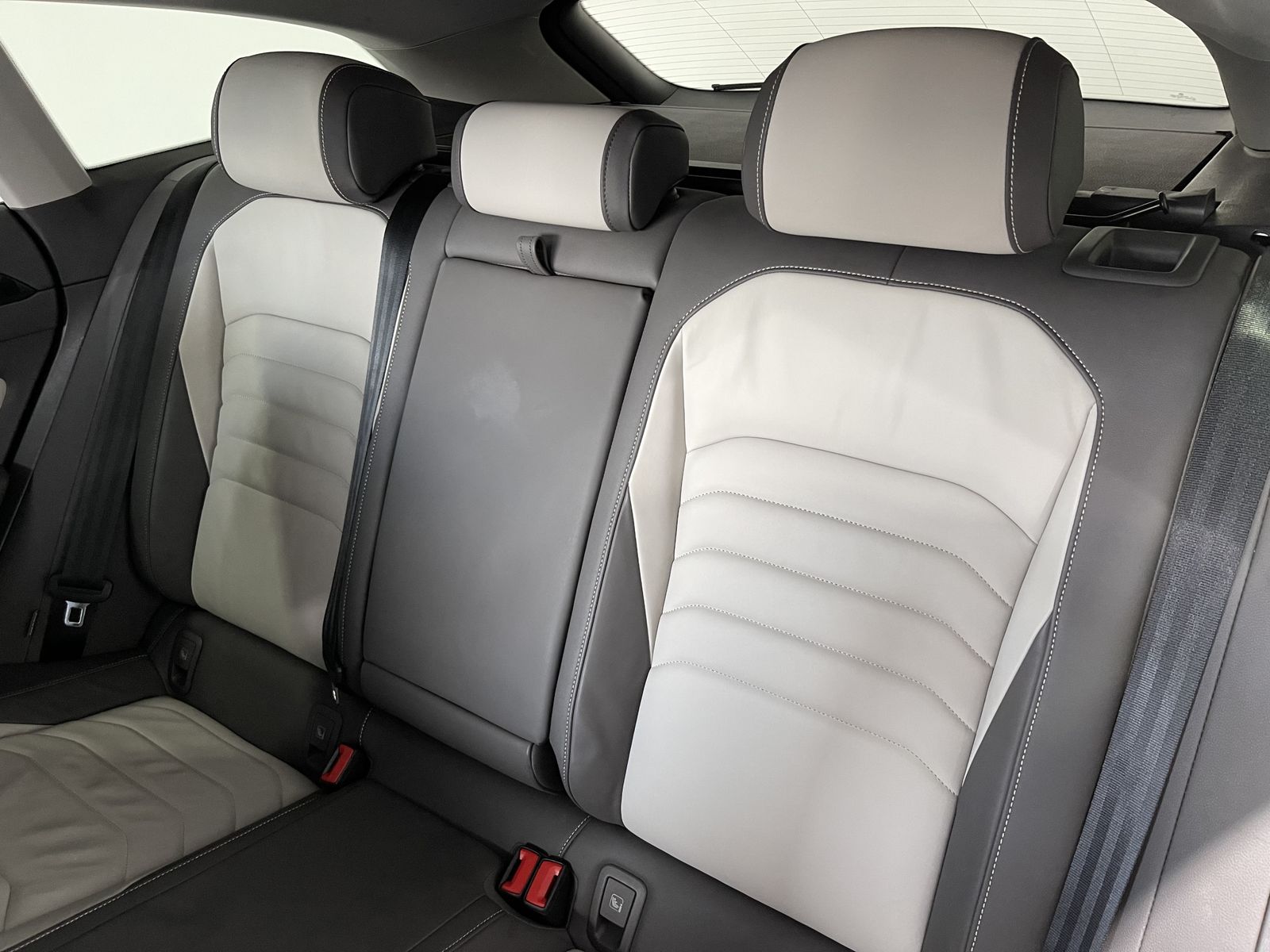 Fahrzeugabbildung Volkswagen Arteon Shooting Brake 2.0 TDI*STHZ*Leder*LED*Cam