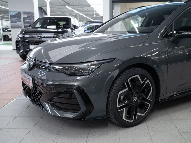 Golf Variant R-Line eTSI DSG Black-Style Pano AH