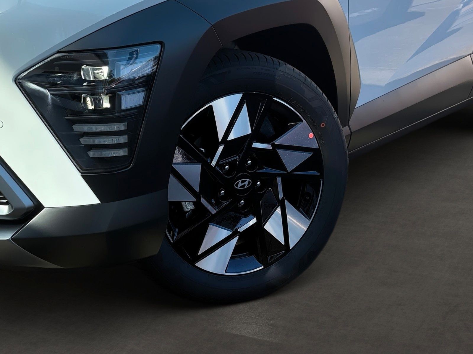 Fahrzeugabbildung Hyundai Kona Trend Hybrid Licht-Paket