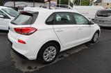 Hyundai i30 Select # Navi # Tempomat # Kamera # Car Play - Hyundai Gebrauchtwagen in Essen