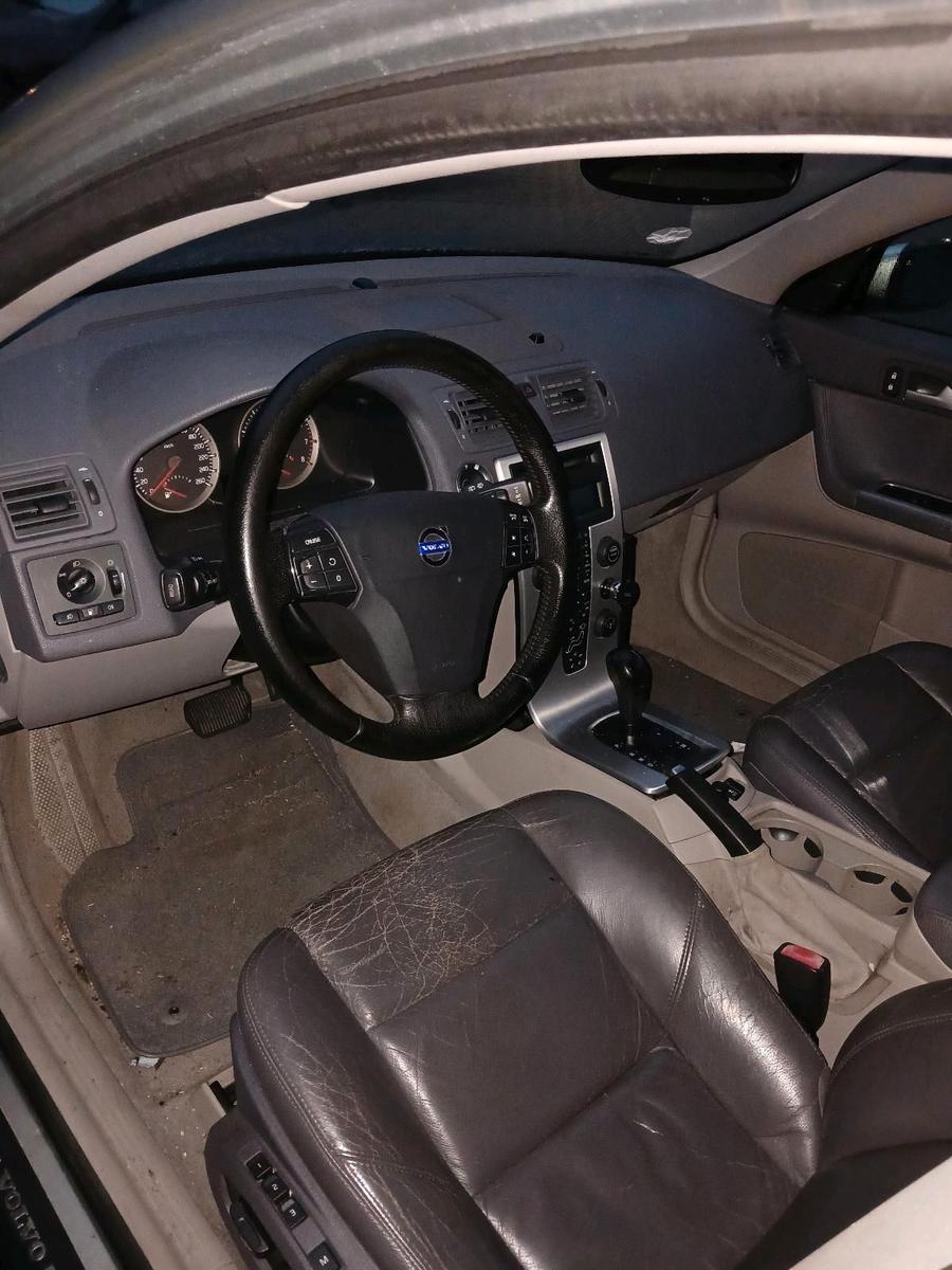Volvo V50 2006 — photo 10