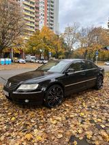 Volkswagen VW Phaeton W12 4-Seats FPG - Volkswagen Phaeton: W12