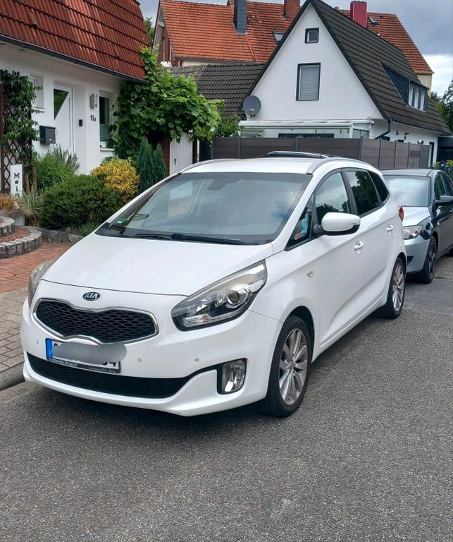 Image of Kia Carens