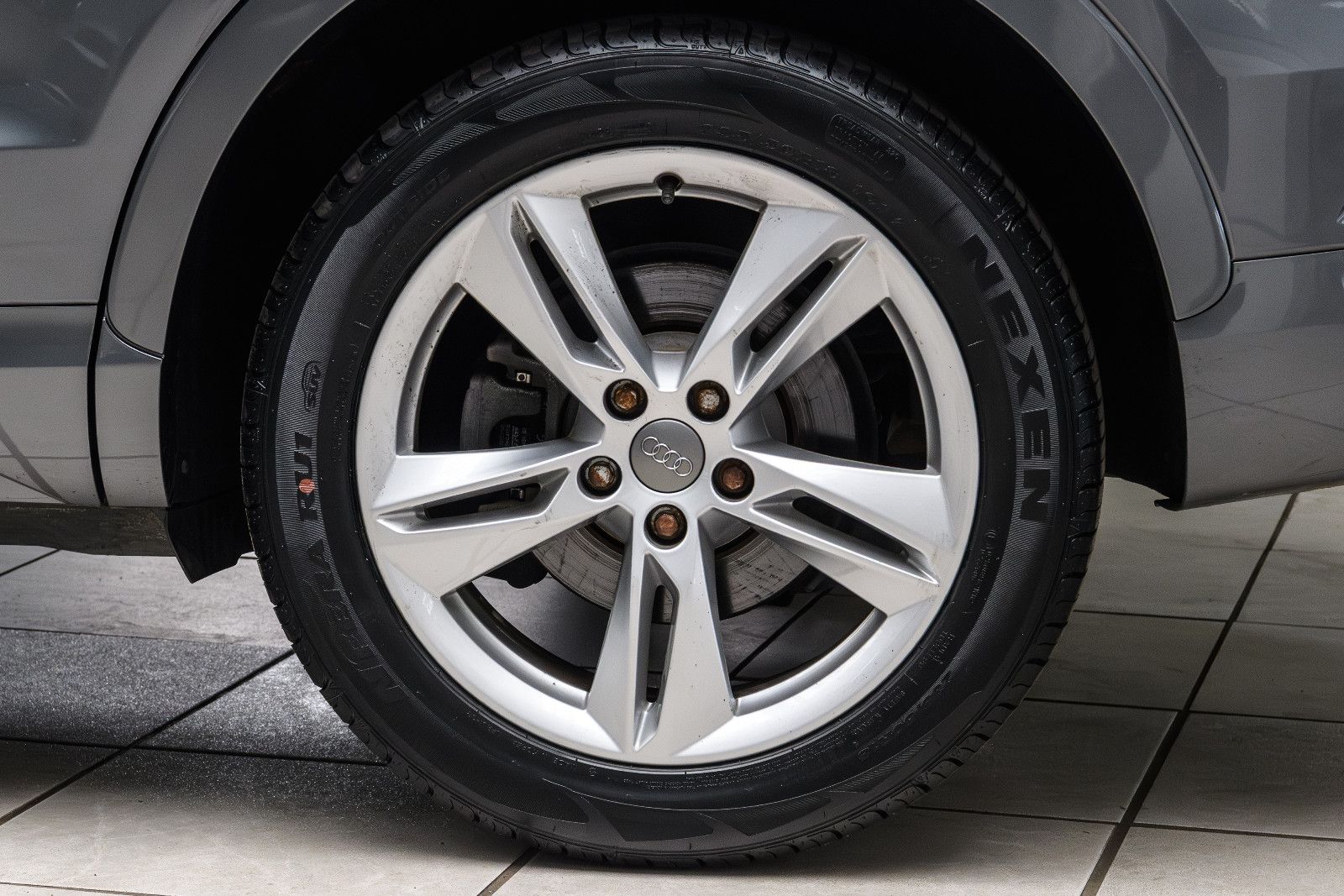 Fahrzeugabbildung Audi Q3 1.4l 110kw S-Line +AHK +Pano +Navi