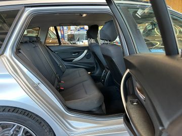 MYAUTOCENTER – Gebraucht- und Jahreswagen mit Werkstattservice in Pfaffenhofen BMW 320d T *TÜVService:NEU*TEMPO*NAVI*PDC*2-Zonen*