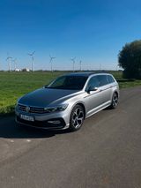 Volkswagen Verkaufe Volkswagen Passat B8 Facelift R-Line - Volkswagen Passat: Facelift