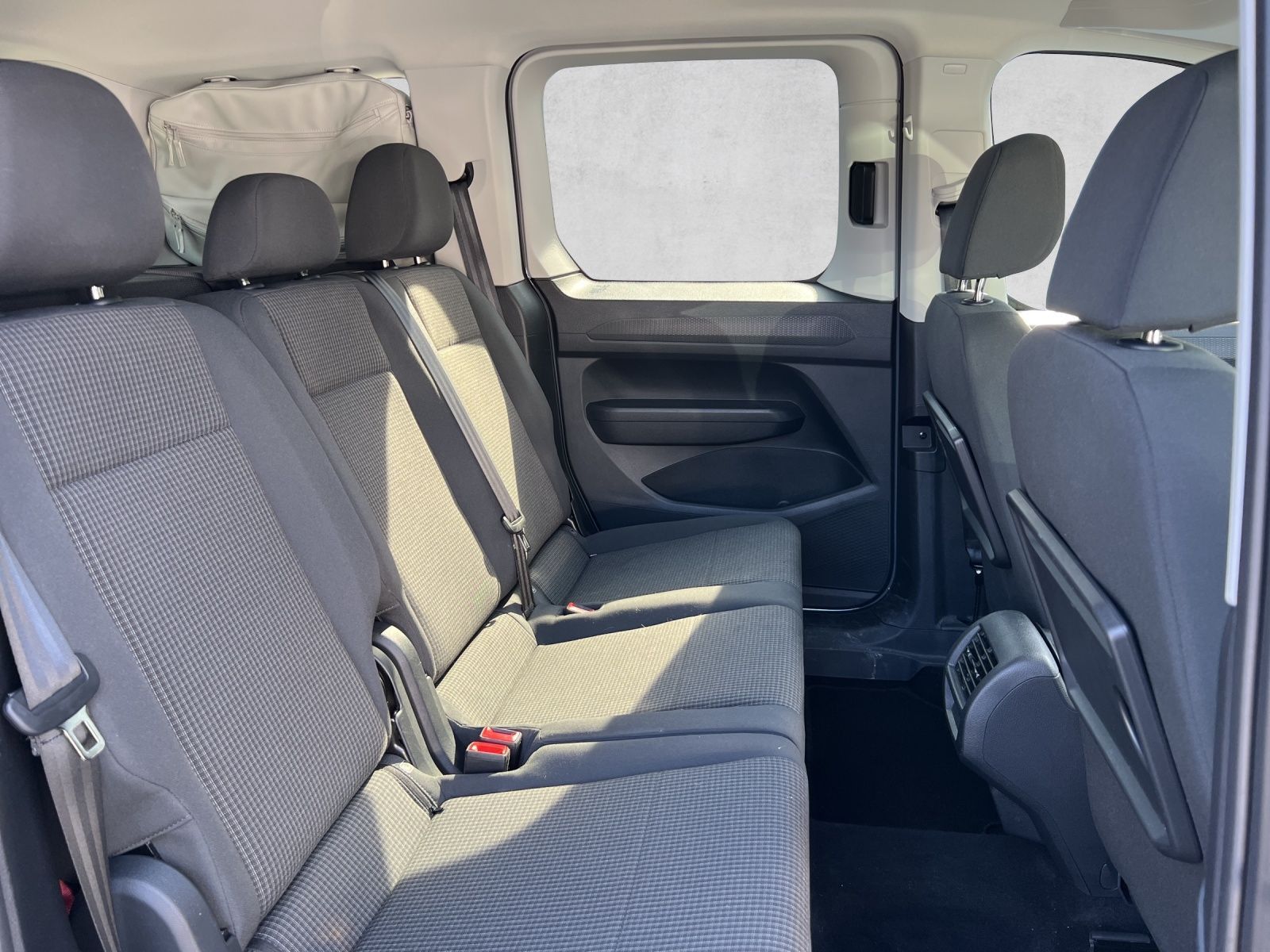 Caddy 5-Sitzer 1,5 l 85 kW TSI EU6 Front antrieb