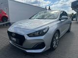 Hyundai i30 1.4 T-GDI Fastback Premium - Hyundai i30 Gebrauchtwagen in Ludwigshafen