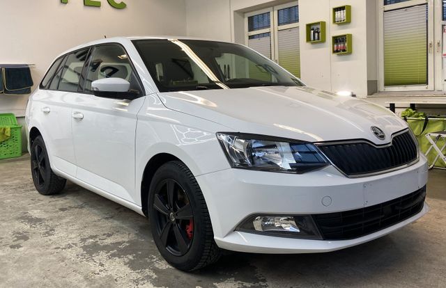 Skoda Fabia Combi Ambition TÜV Ölwechsel NEU !