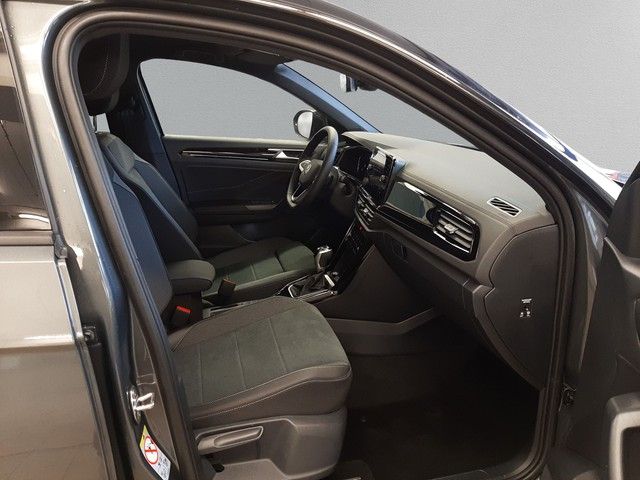 Fahrzeugabbildung Volkswagen T-Roc Black Style 1.5TSI DSG AHK Matrix Massage