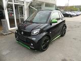 Smart ForTwo fortwo cabrio Edition Greenflash *BRABUS - mit Elektro-Antrieb: Cabrio
