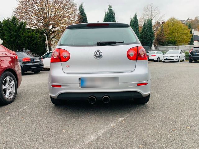 Volkswagen Vw golf 5 1.6 Benziner R32 Umbau