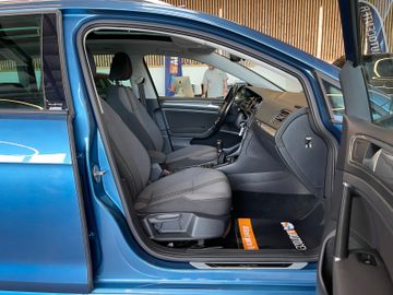 Volkswagen Golf 1.6 TDI BMT ALLSTAR Variant *PANORAMA*NAVI*