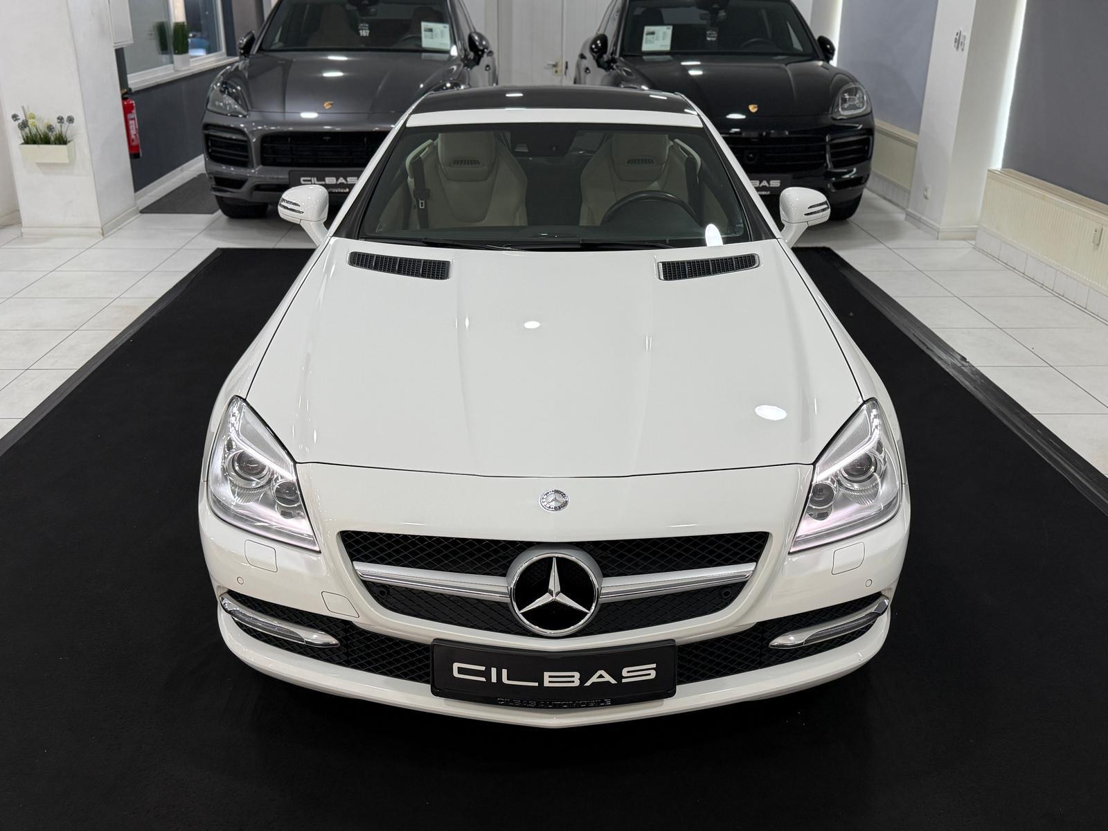 Mercedes-Benz SLK 200 AUT.*PANO*LEDER-BEIGE*XENON*SHZ*AIRSCARF