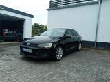 Volkswagen VW Jetta 1.6 TDI - Volkswagen Jetta aus 2011: TDI