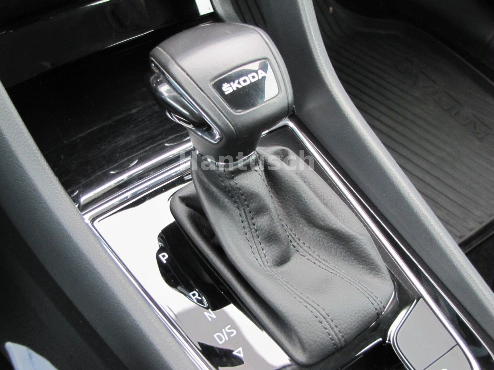 Fahrzeugabbildung SKODA Kodiaq 2.0l TDI 150PS 7-Gang DSG