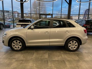 Audi Q3 2.0 TFSI quattro *1.HAND*AHK*BI-XENON*PDC*