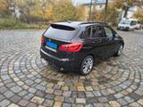 BMW 220 Active Tourer 220i  SPORT,Automatik,LED - BMW 220 Active Tourer von privat